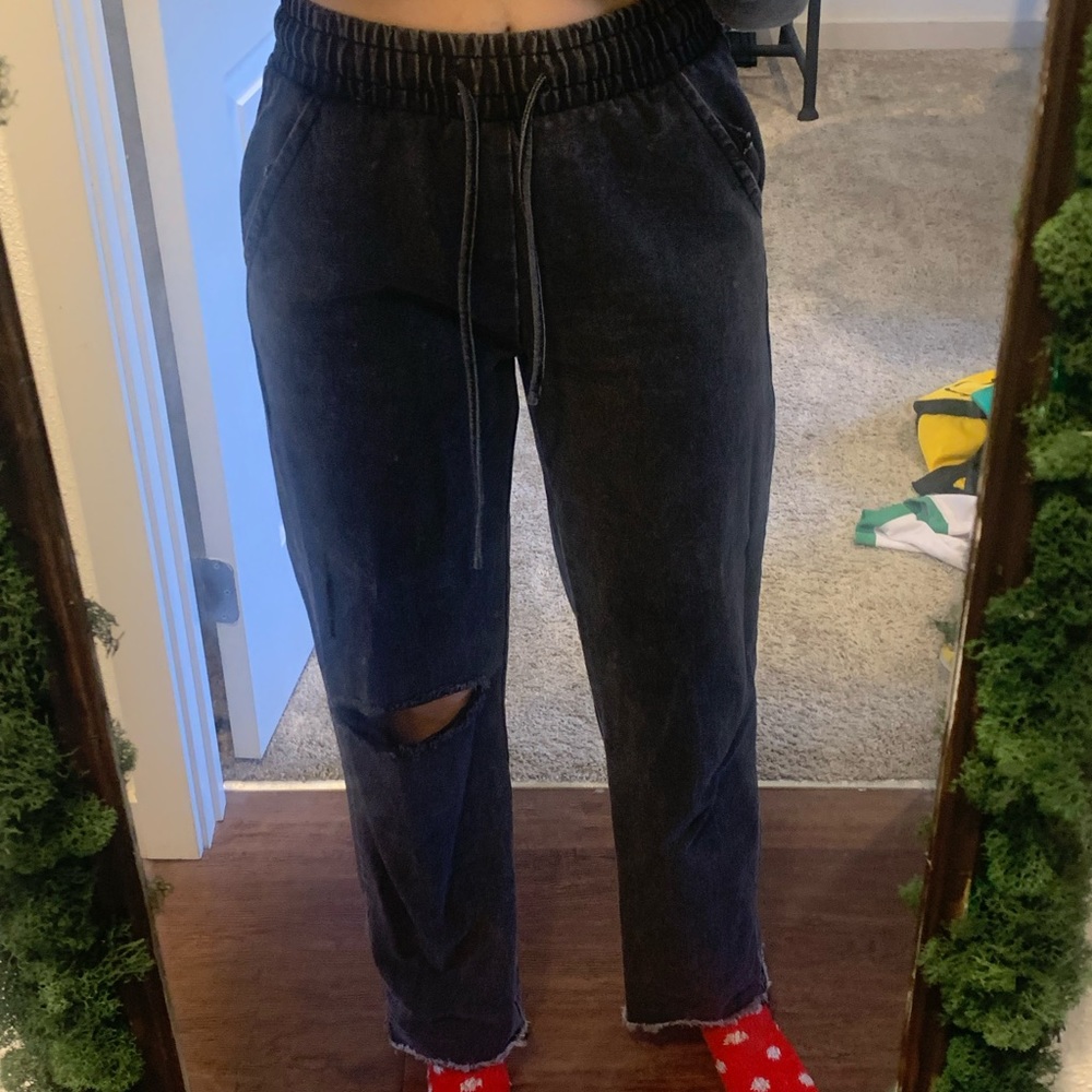 Baggy black jeans